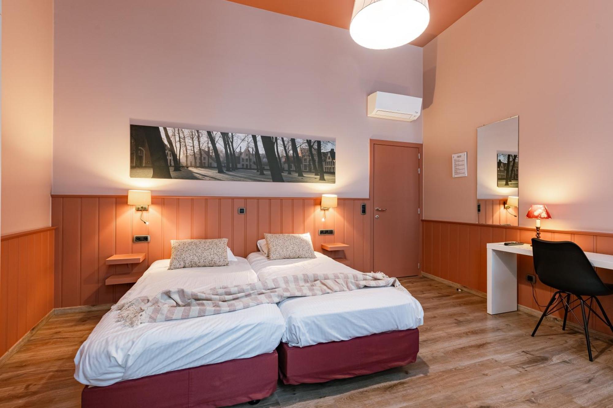 Boutique Hotel Malleberg Брюгге Экстерьер фото